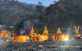 Cabana Riverside Resort - Kainchi Dham Nainital  India